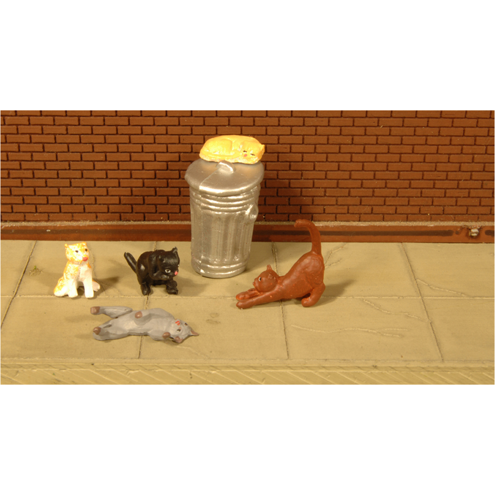 Bachmann O Cats w/Garbage Cans/6pc