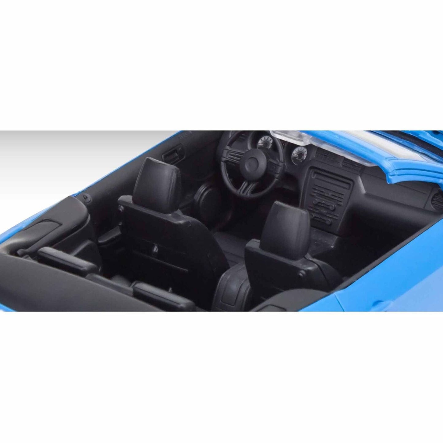 Revell 1/25 2010 Mustang GT Convertible