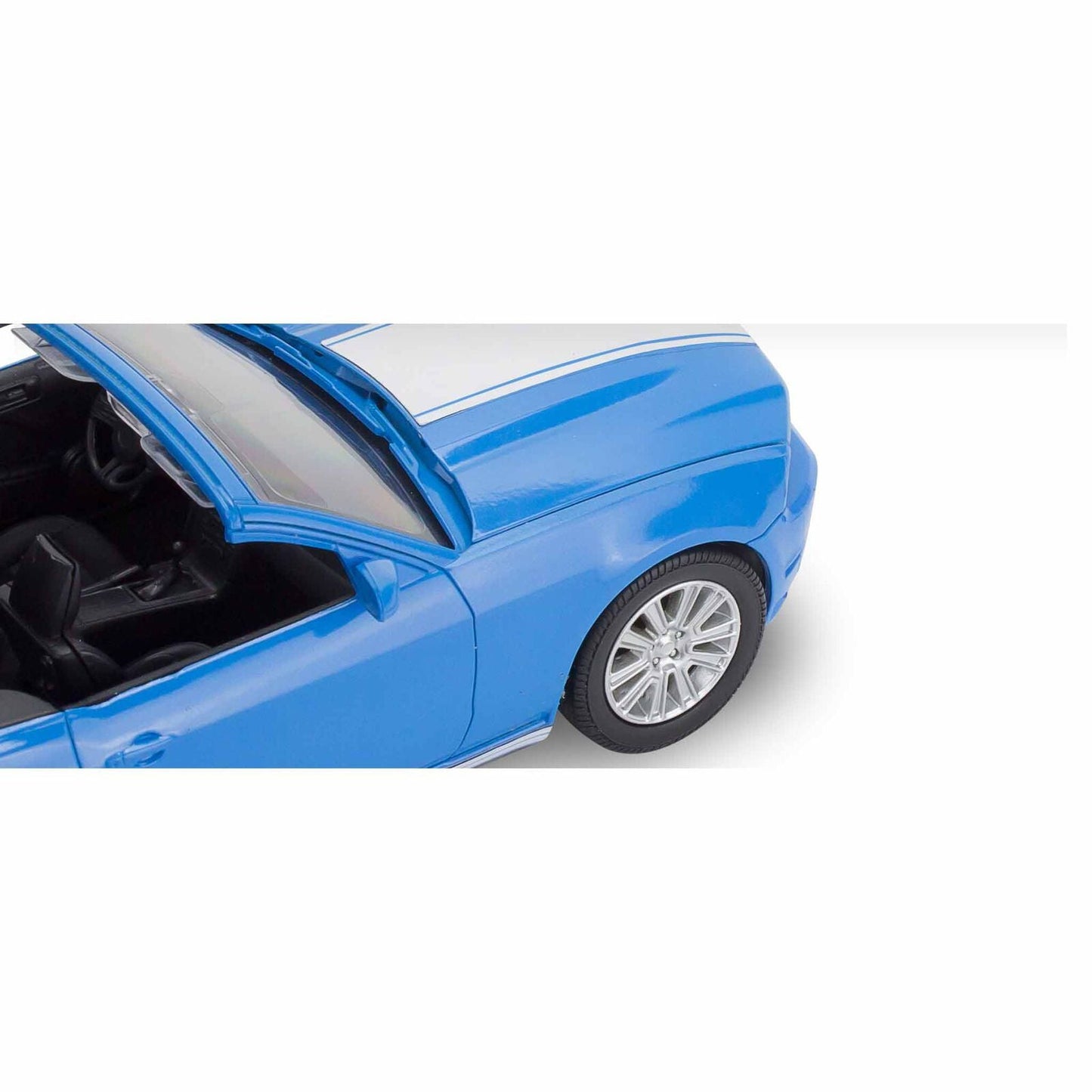 Revell 1/25 2010 Mustang GT Convertible