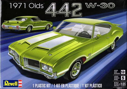 Revell 1/24 Revell 1971 Oldsmobile 442 W-30 Plastic Model Kit