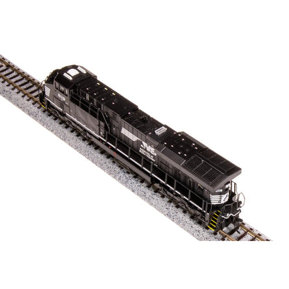 Broadway Limited N Scale ES44AC Diesel NS #8119 DC/DCC Sound Pargon 4