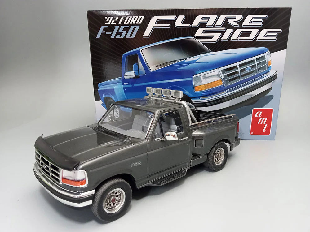 AMT 1992 Ford F-150 Flareside 1/25