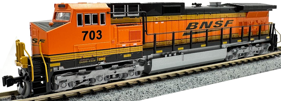 Kato N Scale BNSF Swoosh 700 Dash 9 (DC)