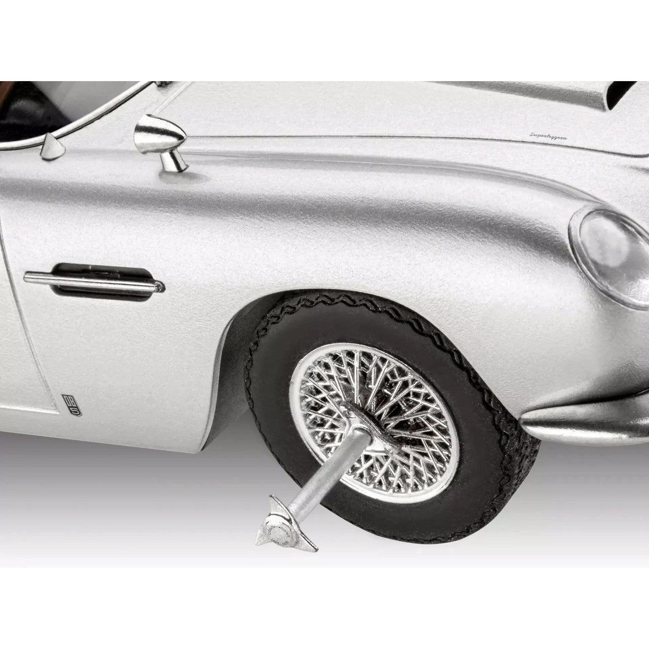 ASTON MARTIN DB5 JAMES BOND-007 Goldfinger Model Kit 1:24 Scale by Revell