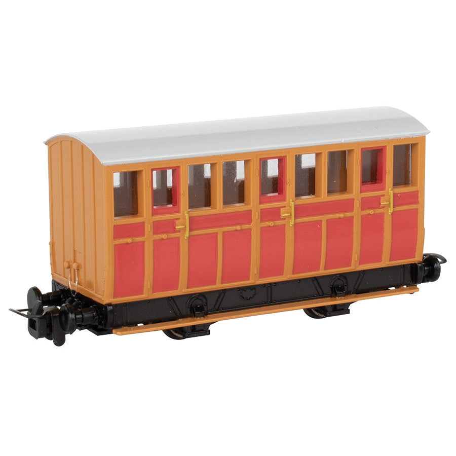 Bachmann HO TTT Narrow Gauge Red Carriage (Runs on N Track)